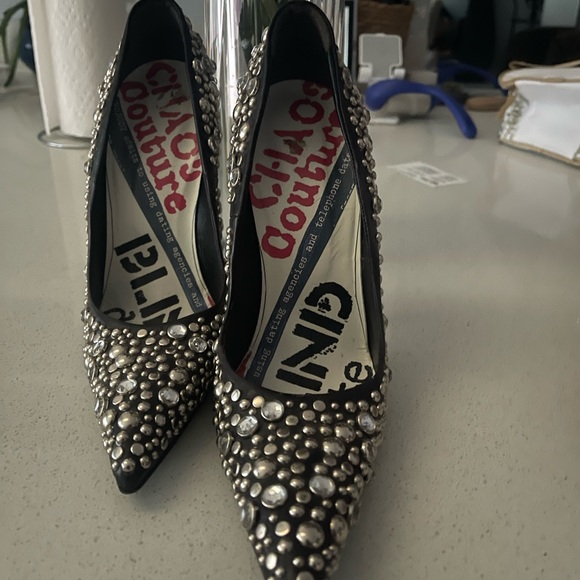 Versace Shoes - Versace Black Crystal-Studded Pointed Toe Pumps